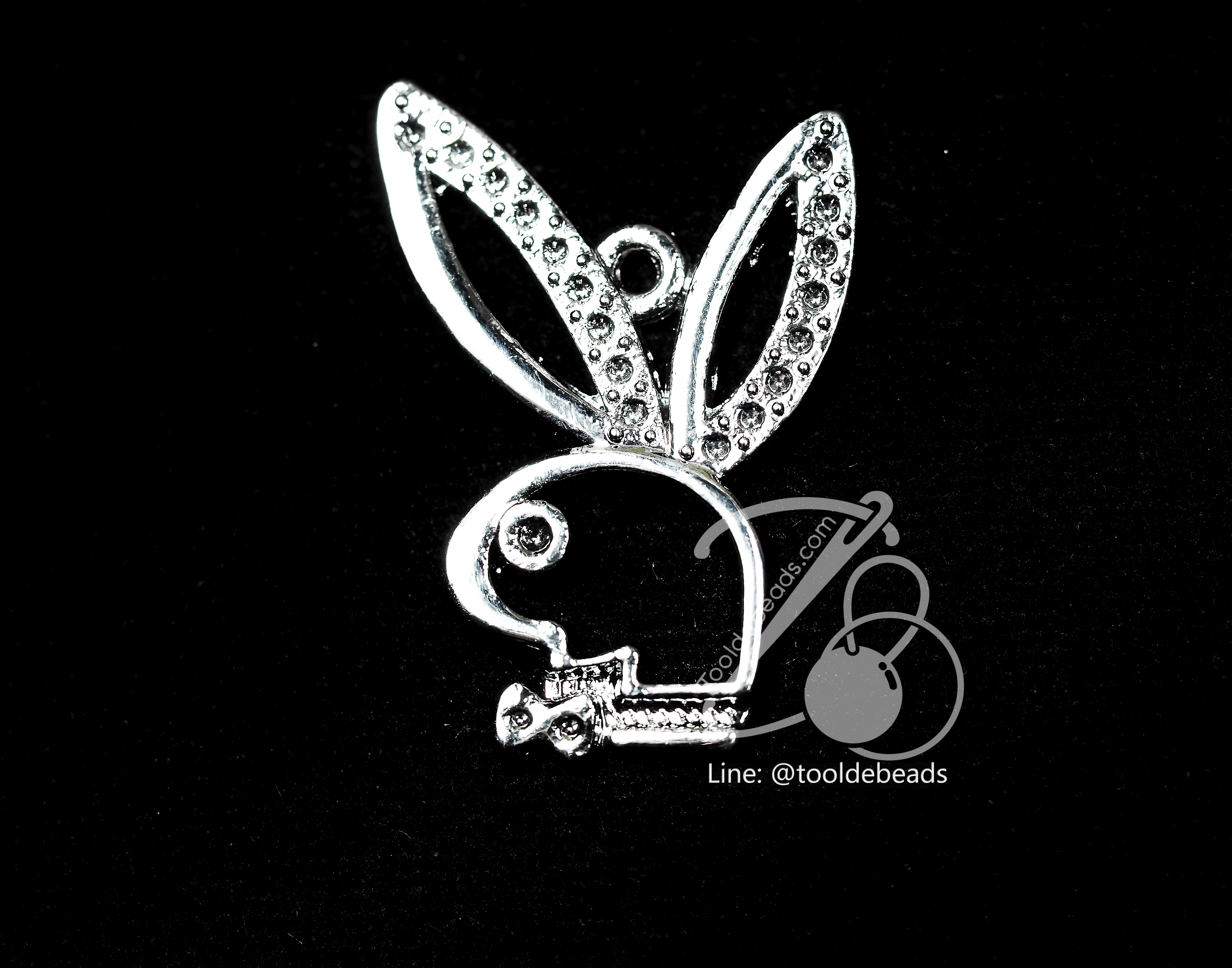จี้เหล็ก 117 25มม. ลายกระต่าย สีเงิน (1 ชิ้น) SKU-00437