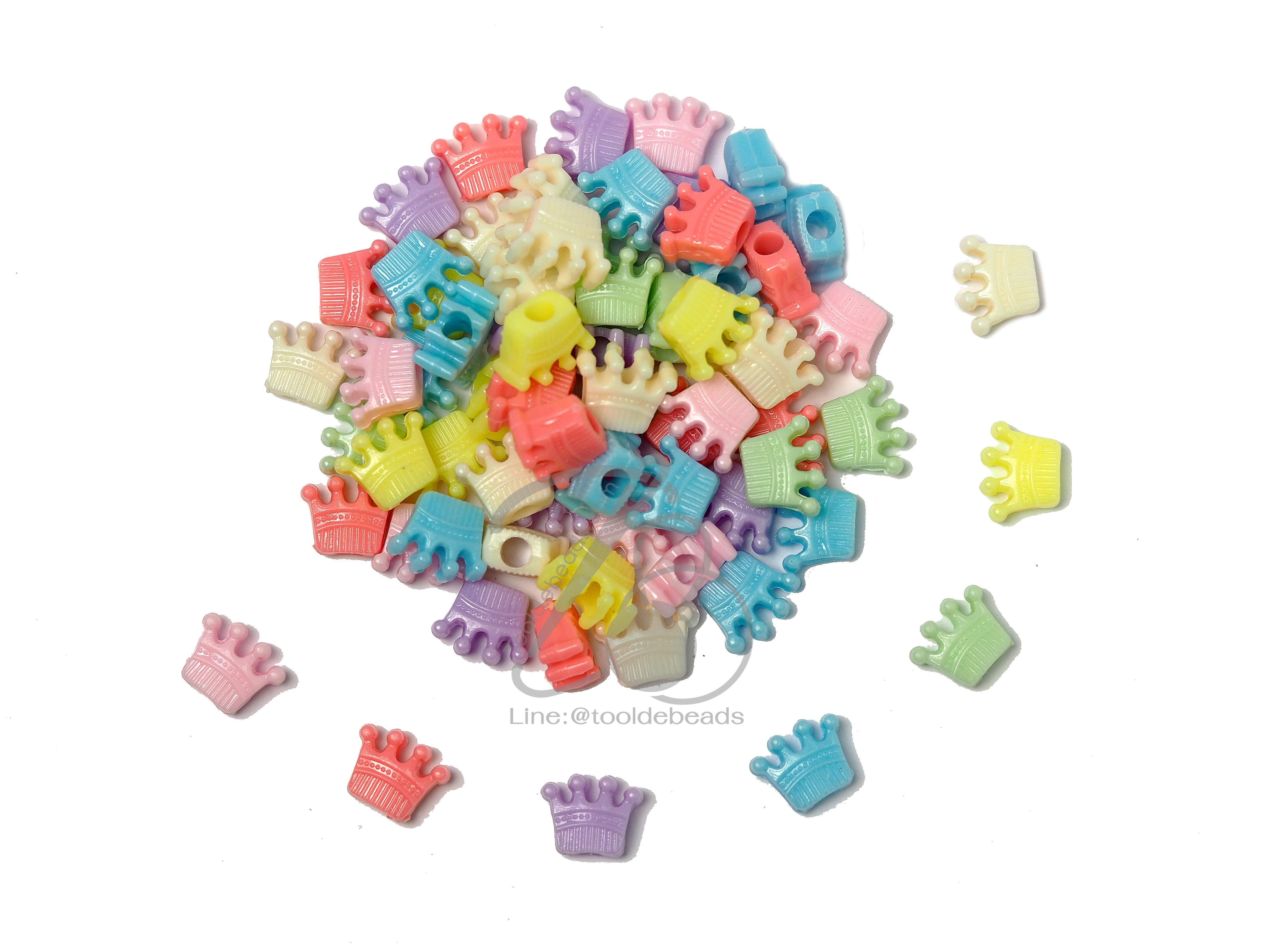 ลูกปัดอะคริลิค 13*11มม. ลายมงกุฎ สีหวาน (15 กรัม) SKU-06659
