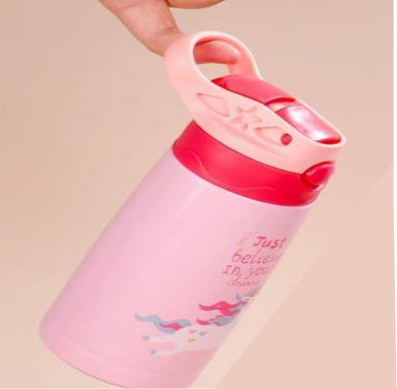 กระบอกน้ำเด็กพร้อมส่งเก็บอุณหภูมิพร้อมหลอด มือจับถนัดมือขนาด420 ml.