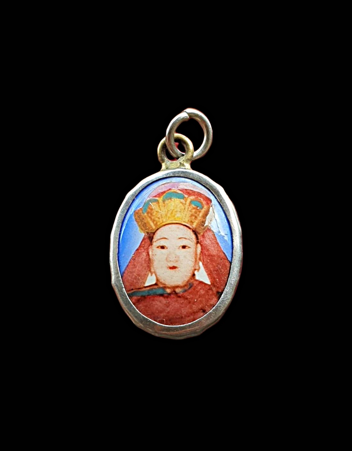 ล็อกเก็ตสีพระแม่เฮี่ยงเต๊กเนี้ยวศาลพระแม่เฮี่ยงเต๊กเนี้ยวจ.ชลบุรีปีพ.ศ.2555