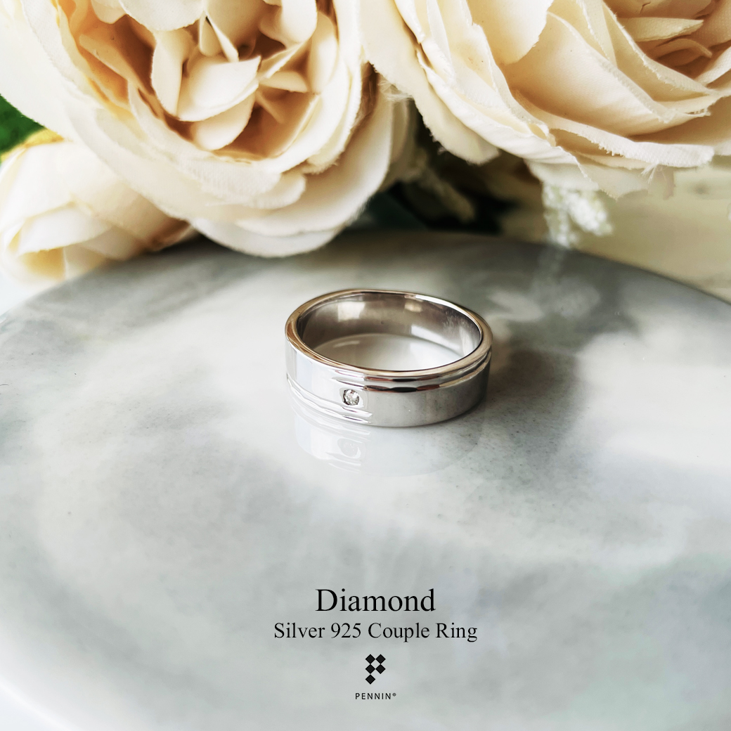 แหวนปลอกมีดตัดเรียบ ลายขีดบนล่าง เพชรแท้VS1 G color 0.015ct เงินชุบทองคำขาว