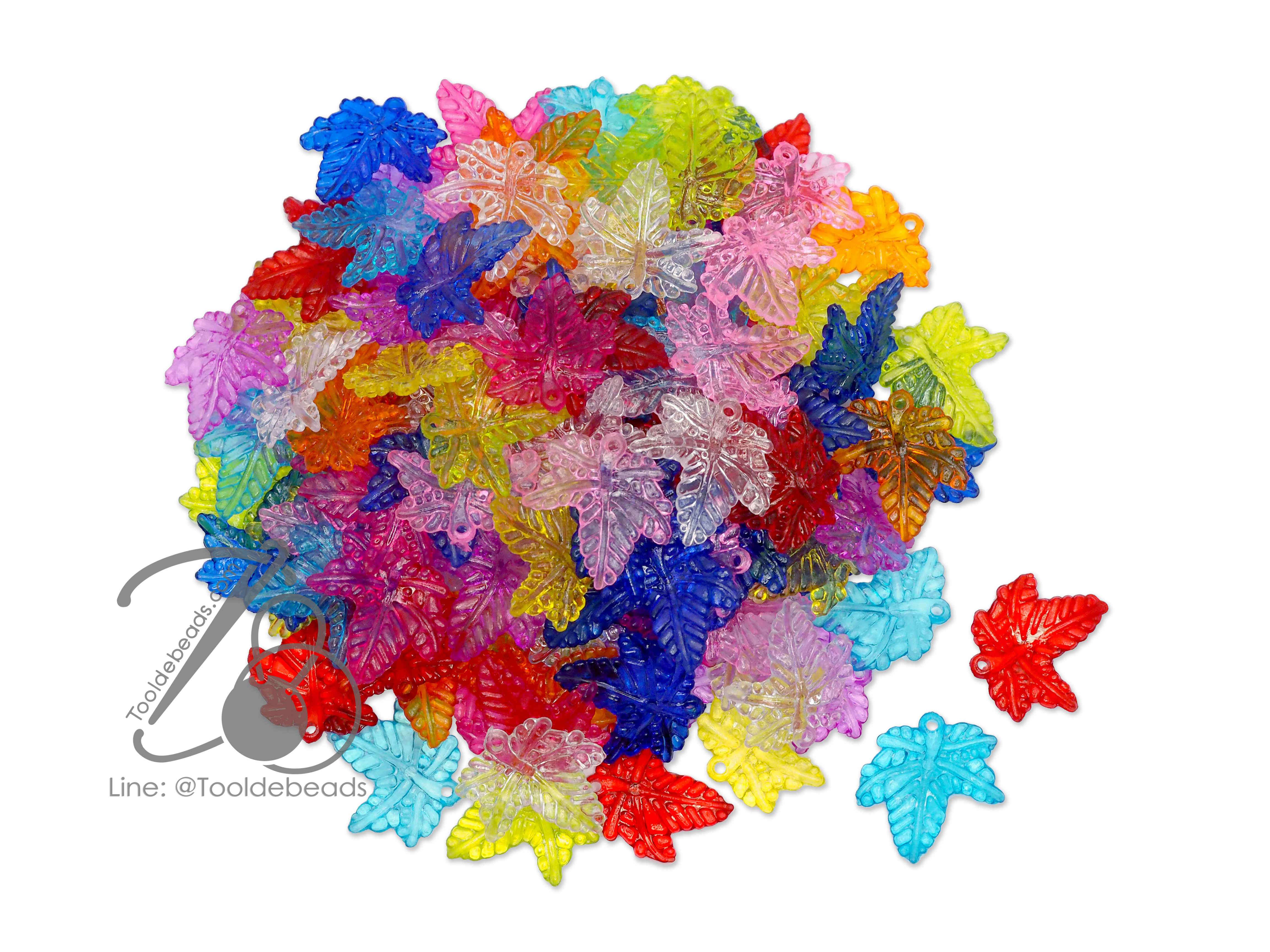 จี้อะคริลิค 20มม. ลายใบเมเปิ้ล คละสีใส (500 กรัม) SKU-12504