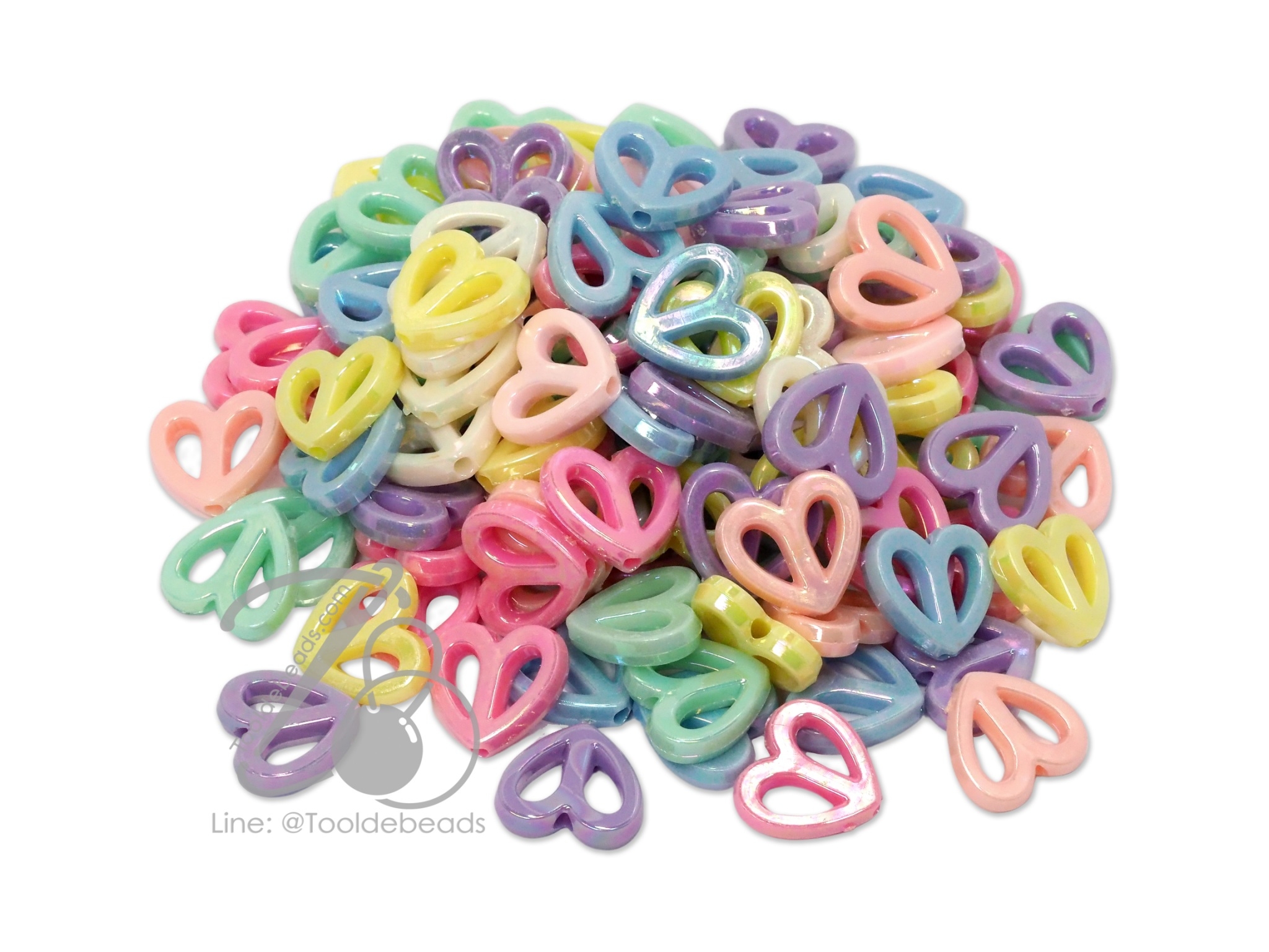 ลูกปัดพลาสติก เคลือบรุ้งพาสเทล 16*15มม. ลายหัวใจฉลุ คละสี (15 กรัม) SKU-12242