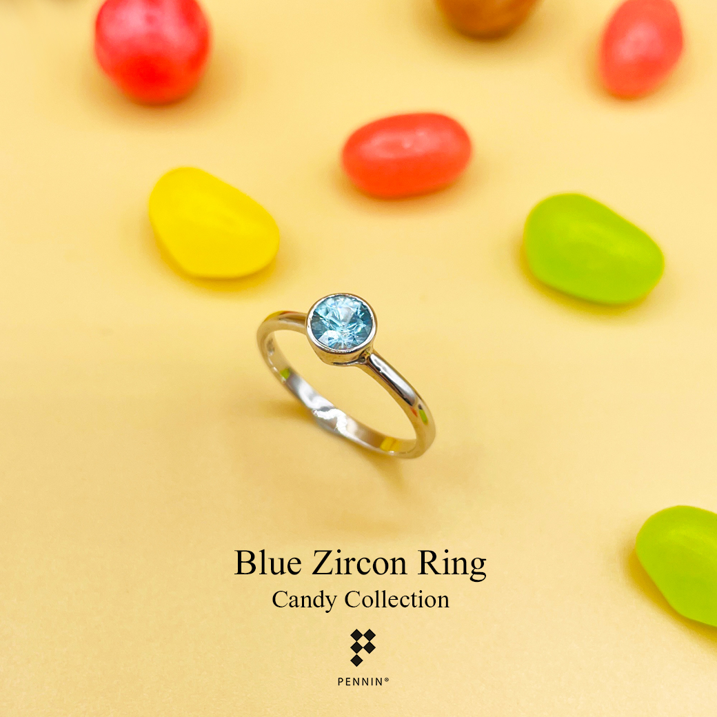 Candy Collection: แหวนเพทายฟ้า (Blue Zircon) เม็ดเดี่ยว 5.3mm ฝังหุ้ม เงินแท้ 925 ชุบทองคำขาว