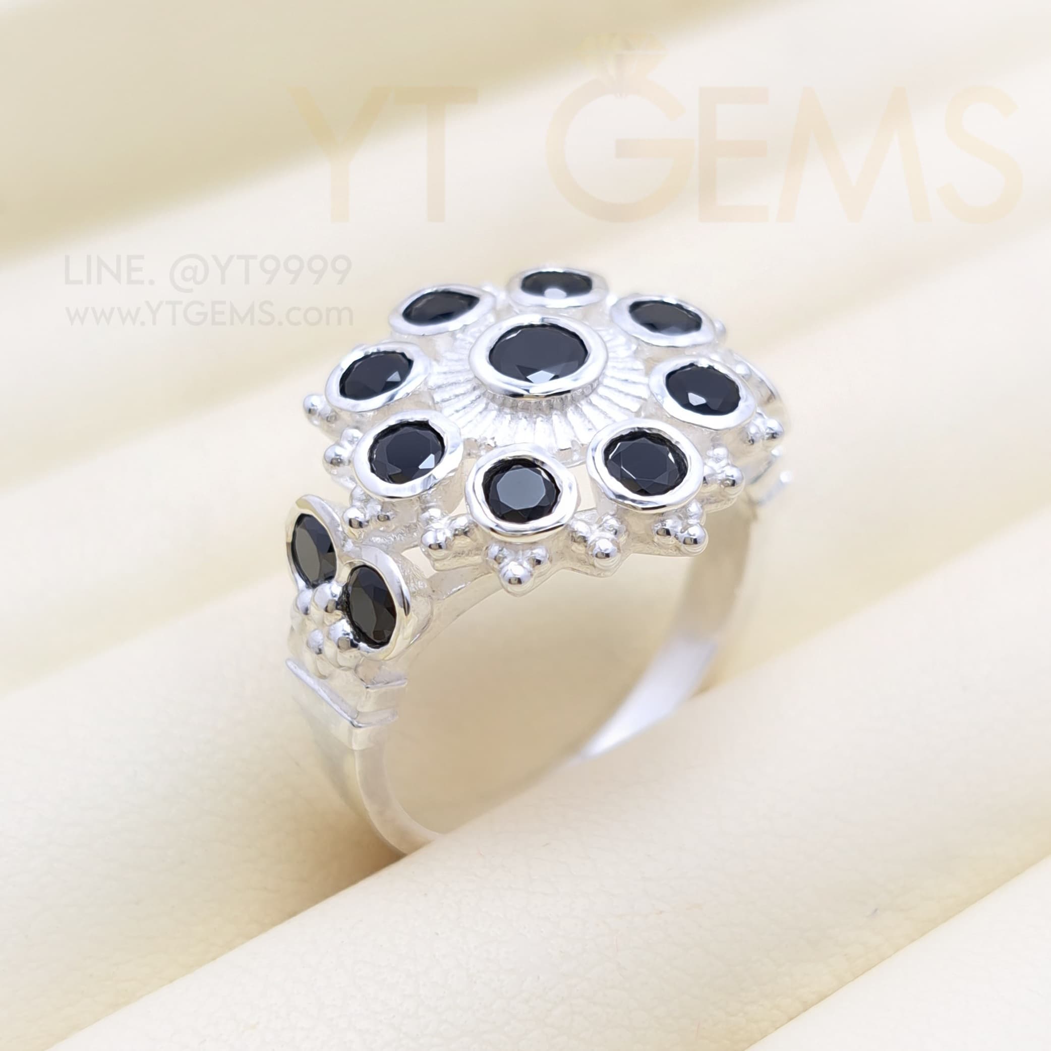แหวนนิล ทรงโบราณ ดอกพิกุล แหวน เงินแท้ พลอยนิล CZ YTG-11934 YTGEMS whole