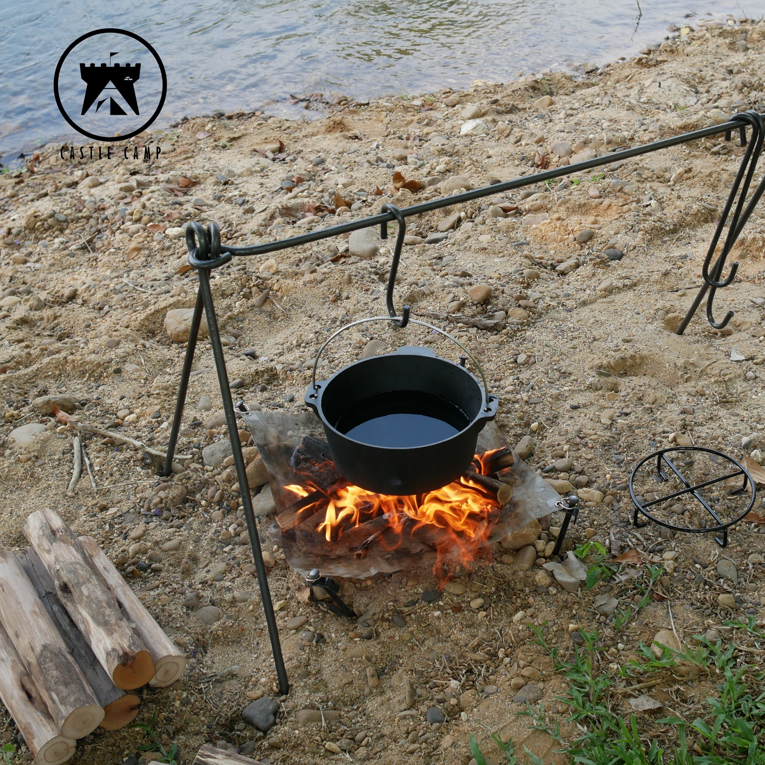 CAST IRON CASTLE CAMP set ชุดหม้อและกระทะเหล็กหล่อ 6 ชิ้น