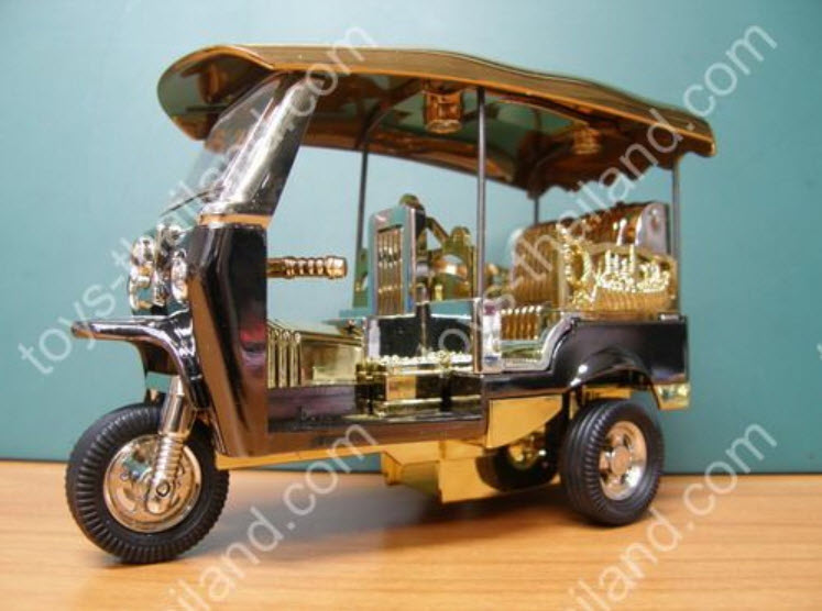 รถตุ๊กตุ๊กโลหะ ล้อเงิน วิ่งได้