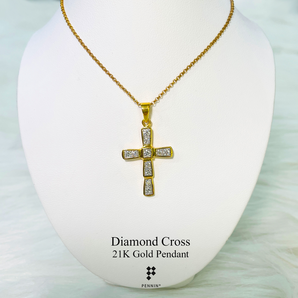 จี้กางเขนทองคำแท้ ประดับเพชรแท้ น้ำ 97 0.47ct งานขึ้นมือทอง 90 พลอยแท้จันทบุรี