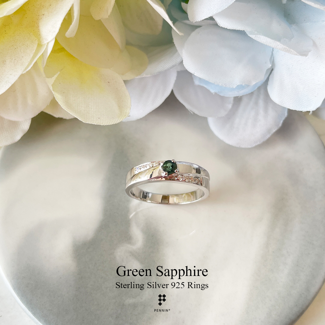 แหวนพลอยแท้ มรกตเขียวส่อง (Green Sapphire) เงินแท้ 925 ชุบทองคำขาว ทรงปลอกมีด แข็งแรง สง่างาม