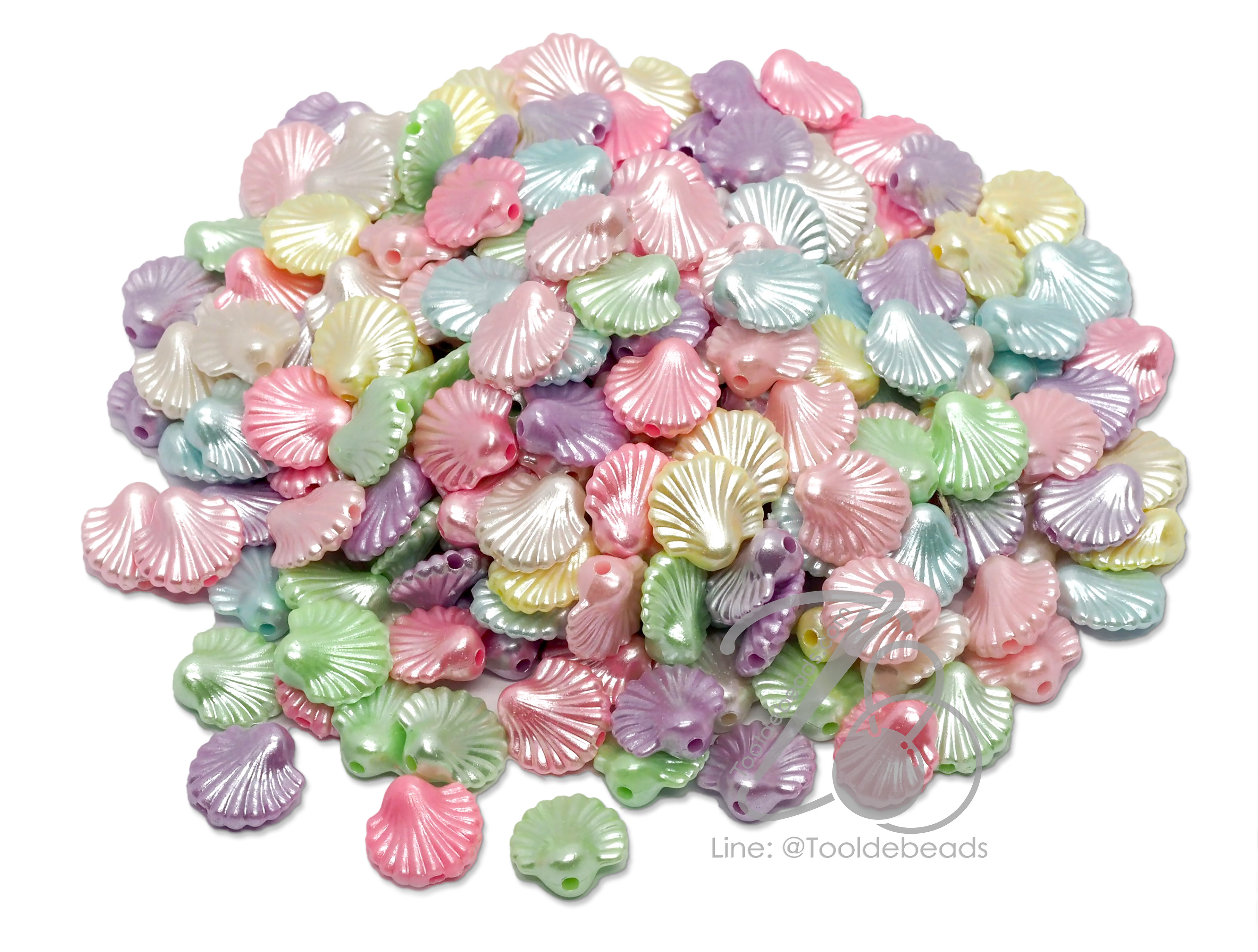 ลูกปัดพลาสติกเคลือบมุก 14มม. ลายหอย คละสี (15 กรัม) SKU-15306
