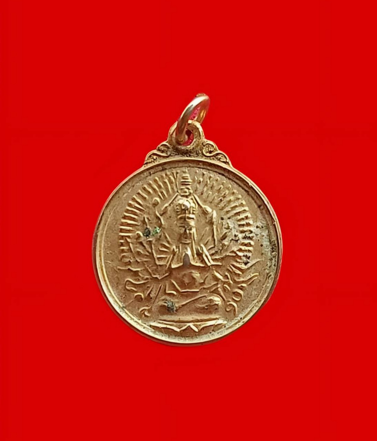 เหรียญพระโพธิสัตว์เจ้าแม่กวนอิมปางพันเนตรพันกรพระคณาจารย์จีนธรรมสมาธิวัตรโพธิ์แจ้งมหาเถระวัดโพธิ์แมนคุณารามจ.กรุงเทพเนื้อกะไหล่ทอง