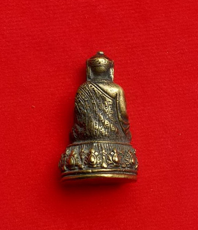 รูปหล่อไต้ฮงกงโจวซือเนื้อทองเหลืองไม่ทราบปีค่ะ