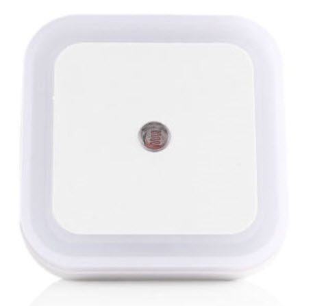 ไฟอัตโนมัติ สีขาว (ขาเสียบแบน)