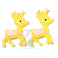 พลาสติกครึ่งซีก 24*29มม. ลายกวาง สีเหลือง (1 ชิ้น)