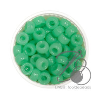 ลูกปัดกิโล ตราจระเข้ กระดูกงู 8มม. สีหวาน สีเขียวเข้ม (1 กิโลกรัม)