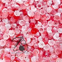 ลูกปัดอะคริลิค 8*10มม. ตัวครอบดอกไม้ โทนแดง สีหวาน (500 กรัม)