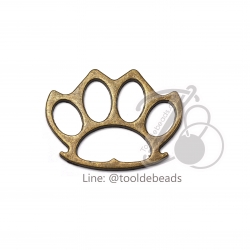 จี้เหล็ก 127 32มม. ลายสนับมือ สีสนิม (1 ชิ้น) SKU-00449