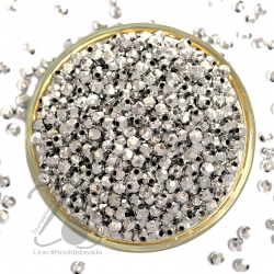 ลูกปัดพลาสติก เจียเหลี่ยม สีเงิน (500 กรัม) SKU-07445