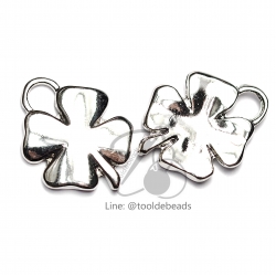จี้เหล็ก 312 13*12มม. ลายใบโคลเวอร์ สีเงิน (1 ชิ้น) SKU-00781