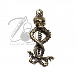 จี้เหล็ก 39 15*37มม. ลายกะโหลก สีสนิม (1 ชิ้น) SKU-00873