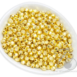 ลูกปัดพลาสติก 6มม.เจียเหลี่ยม สีทองอ่อน (10 กรัม) SKU-16751