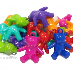 จี้อะคริลิค 31*35มม. ลายหมีนั่ง สีสด (500 กรัม) SKU-07586