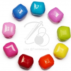 ลูกปัดอะคริลิค 14มม. ลายลูกเต๋า คละสีสด (15 กรัม) SKU-05017