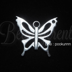 จี้เหล็ก 90 25มม. ลายผีเสื้อ สีเงิน (1 ชิ้น) SKU-00937