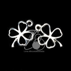 จี้เหล็ก 317 19*25มม. ลายโคลเวอร์ สีเงิน (1 ชิ้น) SKU-00786