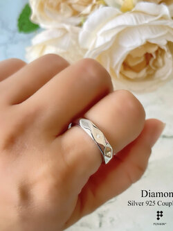 แหวนเพชรแท้VS1 G color 0.015ct เงินแท้ชุบทองคำขาว ลายสี่เหลี่ยมขวางรอบวง