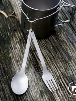 ชุดช้อน-ส้อม Titanium Castle Camp