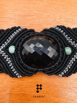 สร้อยข้อมือนิลไข่เหลี่ยมตาข่ายเชือกถักใหญ่สีดำคั่นหยกพม่า ปรับขนาดได้ยาว 16-18 cm : สีดำ