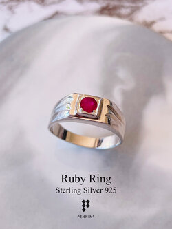 VICTOR: แหวนปลอกมีดทับทิมแท้ พม่า เผาเก่า 4mm บ่าข้างเล่นลายตัววี เงินแท้ 925 ชุบทองคำขาว