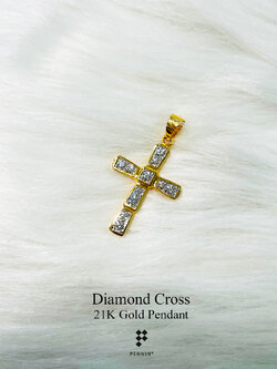 จี้กางเขนทองคำแท้ ประดับเพชรแท้ น้ำ 97 0.47ct งานขึ้นมือทอง 90 พลอยแท้จันทบุรี