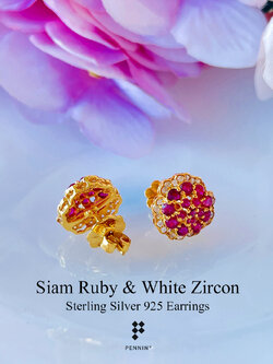 ต่างหูดอกไม้ทับทิม (Siam Ruby) แซมเพทายขาว สวยหวาน เงินแท้ 925 ชุบทองคำ และทองคำขาว