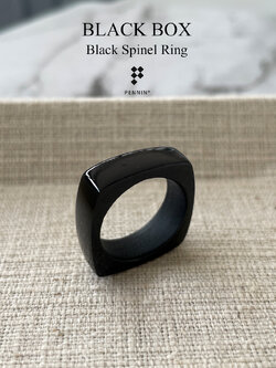 [SALE 20%] แหวนนิลล้วน Black Box ทรงสี่เหลี่ยมจตุรัสปัดเงา หน้านิล 7mm เสริมโชคลาภ ช่วยปกป้อง สวยเท่ มีสไตล์