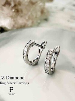 ต่างหูเพชรสวิส CZ เรียง 5 เม็ด แบบคลิปหางกระรอก (CZ Diamond Earrings) เงินแท้ 92.5% ชุบทองคำขาว