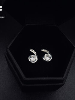 ต่างหูเพชรสวิส CZ กังหัน เพชรขนาด 6mm เงินแท้ 92.5% ชุบทองขาว