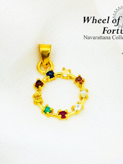 จี้นพเก้า Wheel of Fortune พลอยแท้ตามตำราไทย เสริมสิริมงคลรอบด้าน เงินแท้ 925 ชุบทองคำ