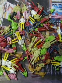 คนจิ๋ว สเกล 1:75 คละแบบ 100 ตัว