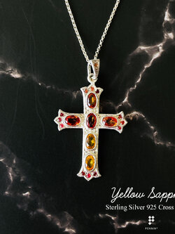 กางเขนปลาย3แฉก พลอยบุษราคัม 7x5mm 6 เม็ด ขนาด 3x4cm