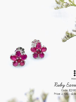 ต่างหูทับทิมแท้ ดีไซน์รูปดอกไม้สวยน่ารัก ใส่ติดตัวเสริมโชคลาภได้ทุกวัน