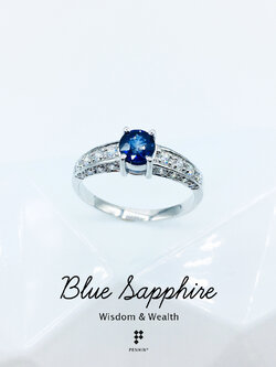 แหวนไพลิน Elegance Night ไพลินแท้สีน้ำเงินหวาน ล้อมด้วยเพชรสวิส CZ เกรด Top นำความร่ำรวยมั่งคั่ง