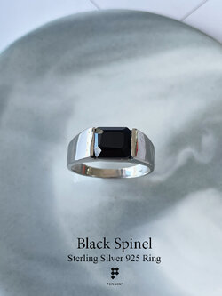 แหวนพลอยแท้ผู้ชาย นิลแท้ กาญจนบุรี สี่เหลี่ยมผืนผ้า เงินแท้ 925 ชุบทองขาว เรียบง่ายเท่ ดึงดูดโชคลาภ ปกป้องคุ้มครอง