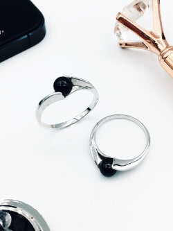 [SALE30%]Life Balance l แหวนลูกปัดนิลแท้ ดีไซน์โมเดิร์น ดึงดูดโชคลาภ ปกป้องคุ้มภัย สวย เท่ มีสไตล์