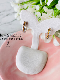 ต่างหูบุษราคัม แบบห่วงคลิป ฝังล็อค แข็งแรง ไม่หลุดง่าย เงินแท้ 925 ชุบทองขาว เสริมโชคลาภ