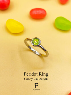 Candy Collection: แหวนเพอริโด (Peridot) เม็ดเดี่ยว 5mm ฝังหุ้ม เงินแท้ 925 ชุบทองคำขาว