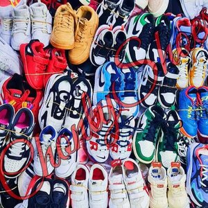 รองเท้าผ้าใบเด็กมือสองงานหัว 190 บาท