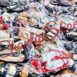 รองเท้าแฟชั่นมือสอง 30 บาท