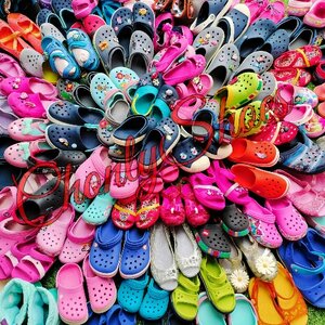 รองเท้า Crocs เด็กมือสอง 120 บาท